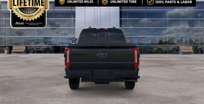 2026 Ford Super Duty F-250 Lariat thumbnail 5
