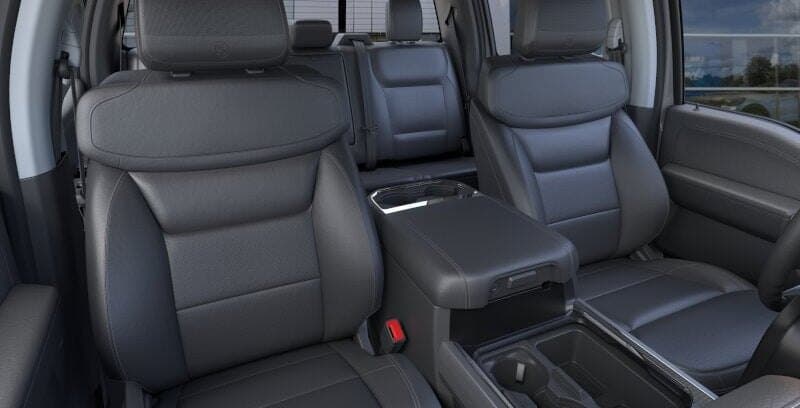 2026 Ford Super Duty F-250 Lariat thumbnail 10