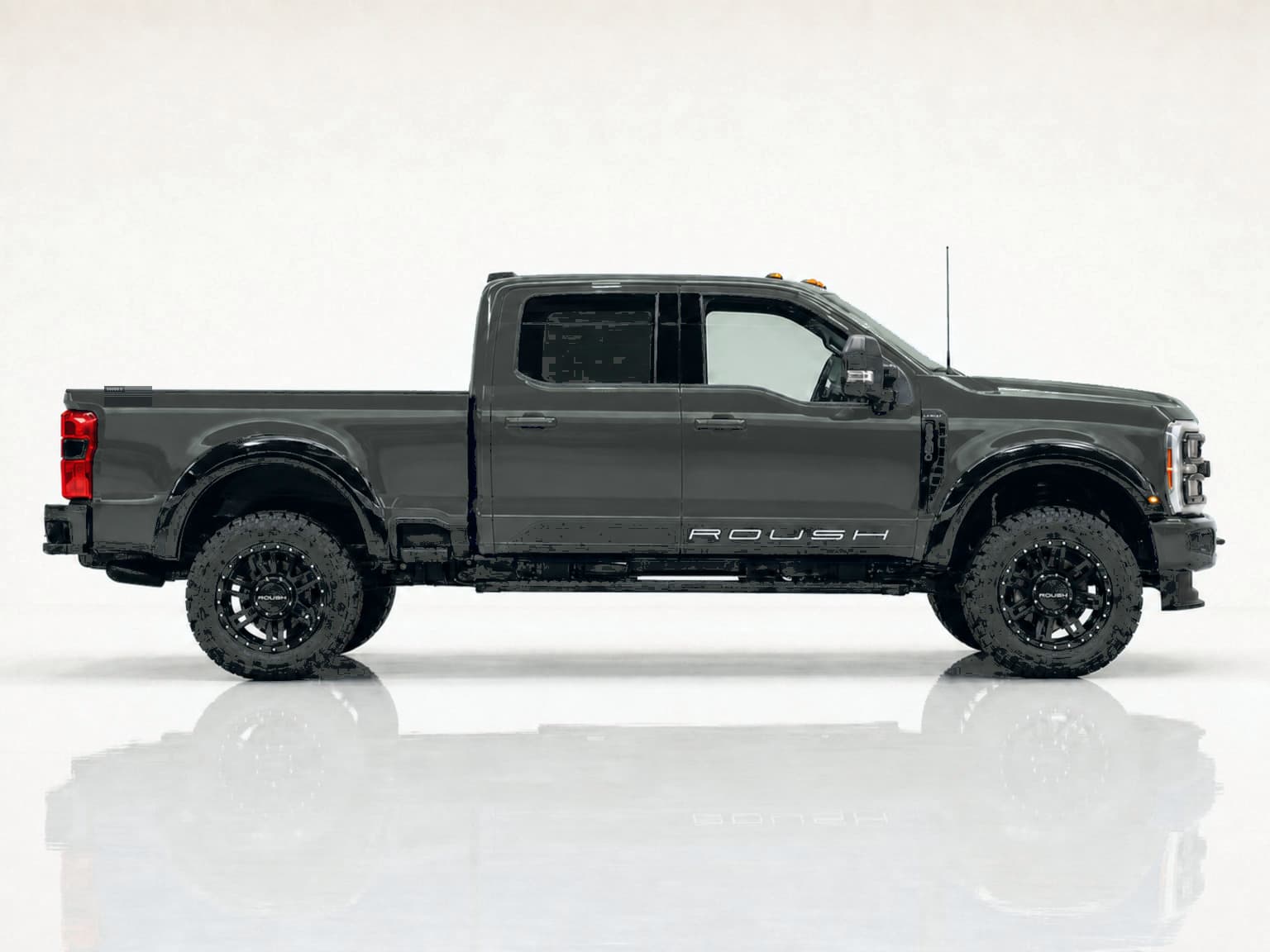 2026 Ford F-250SD Roush thumbnail 3