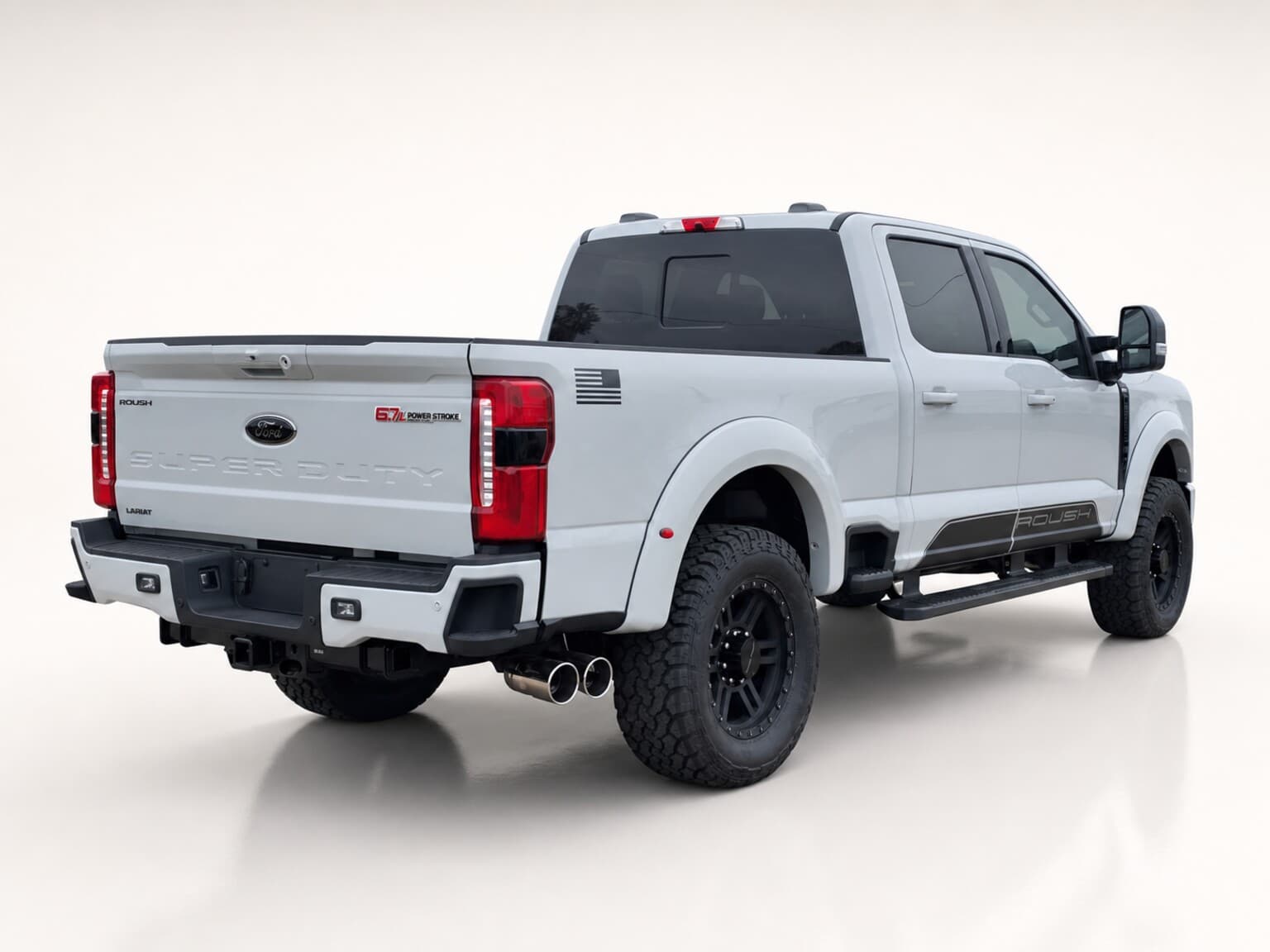 2026 Ford Super Duty F-250 Lariat thumbnail 5
