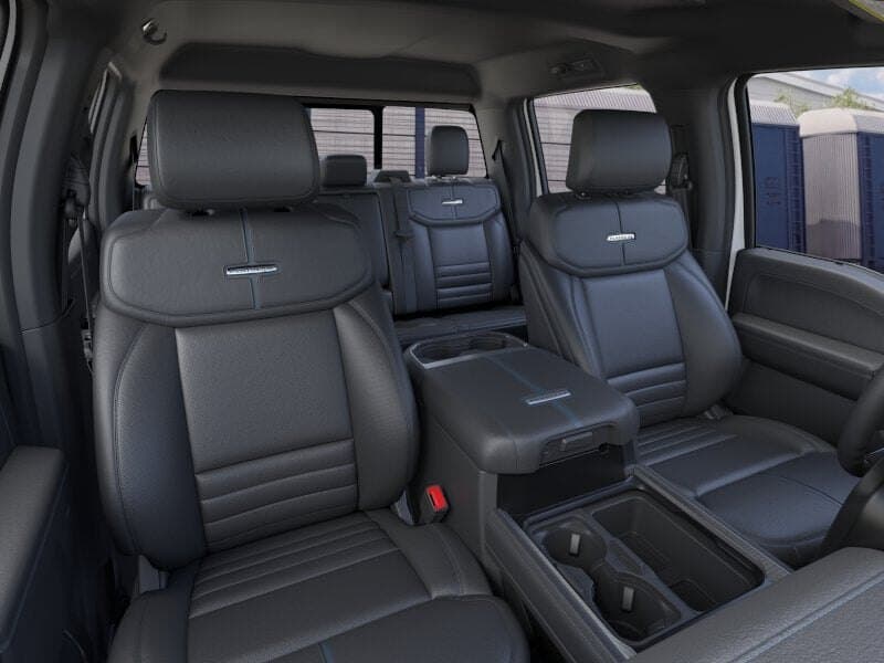 2026 Ford Super Duty F-250 Platinum thumbnail 10