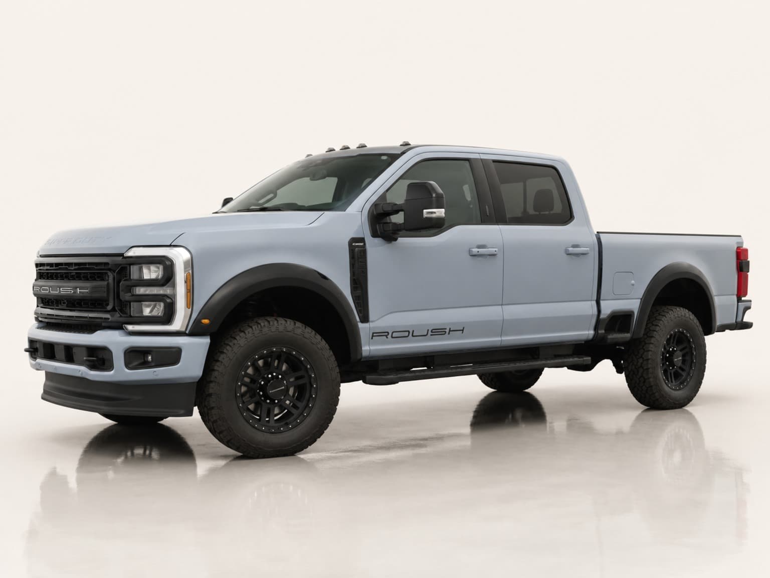 2026 Ford F-250SD Lariat ROUSH thumbnail 3