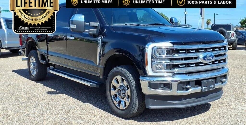 2023 Ford F-250 LARIAT thumbnail 5