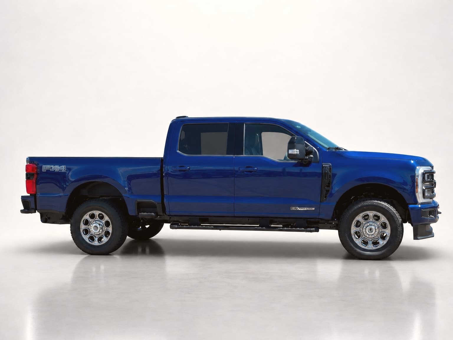 2026 Ford Super Duty F-250 Lariat thumbnail 4