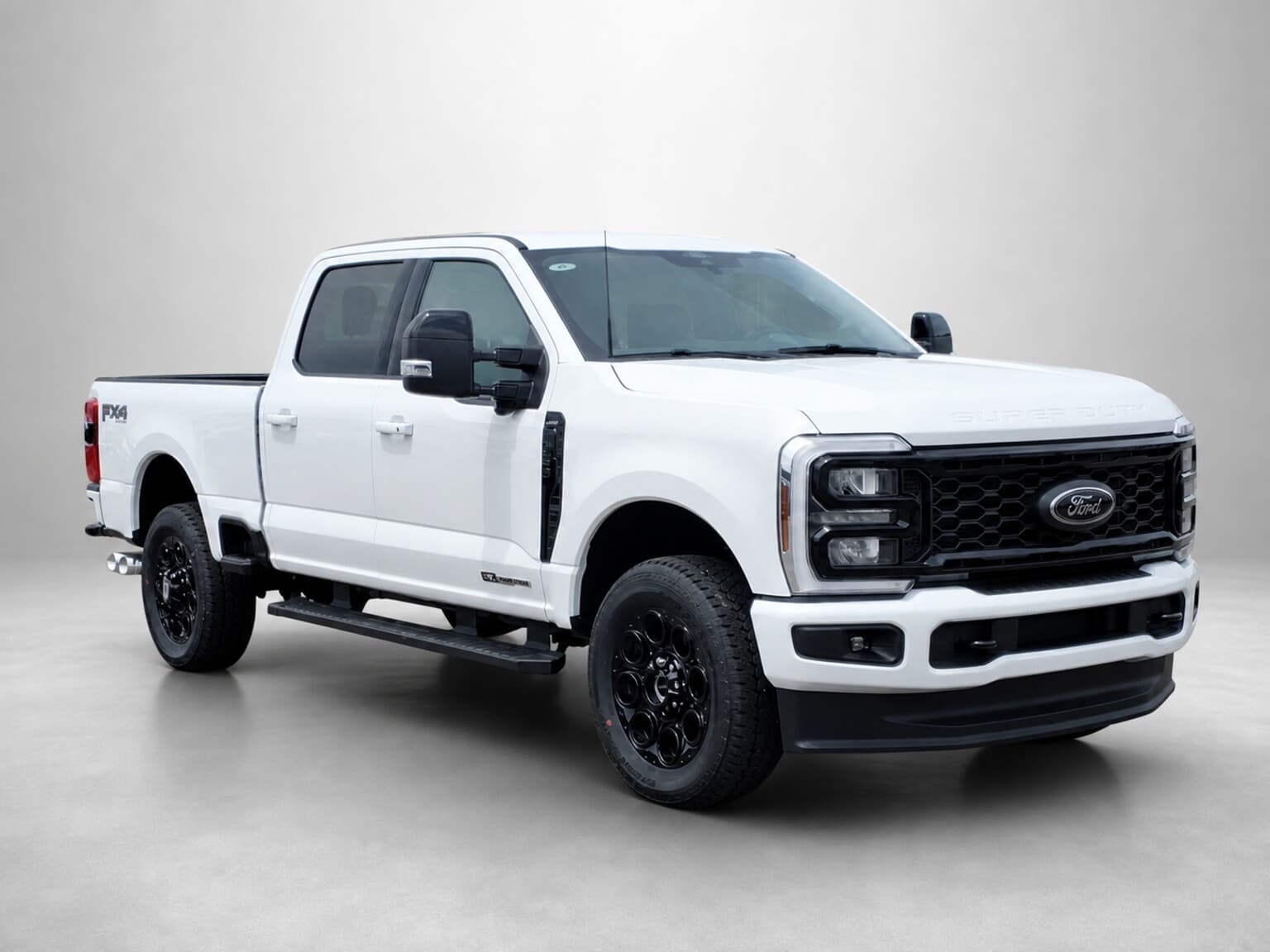 2026 Ford Super Duty F-250 Lariat thumbnail 3