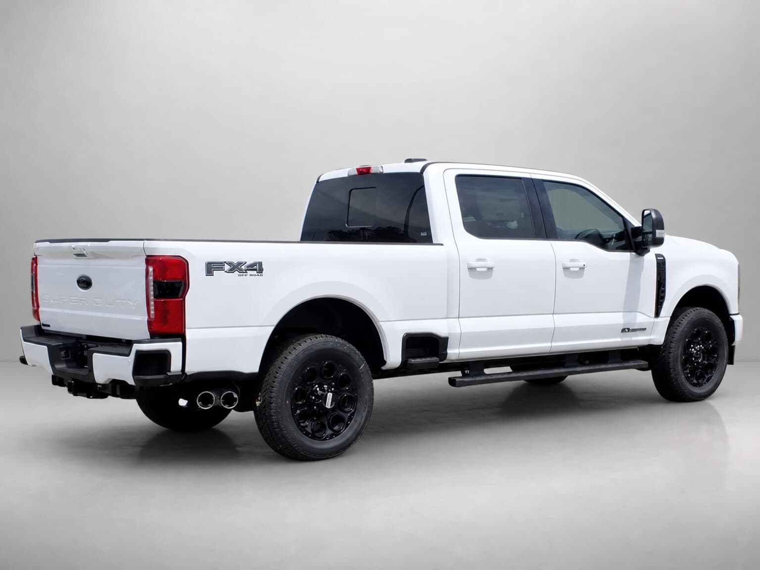 2026 Ford Super Duty F-250 Lariat thumbnail 5
