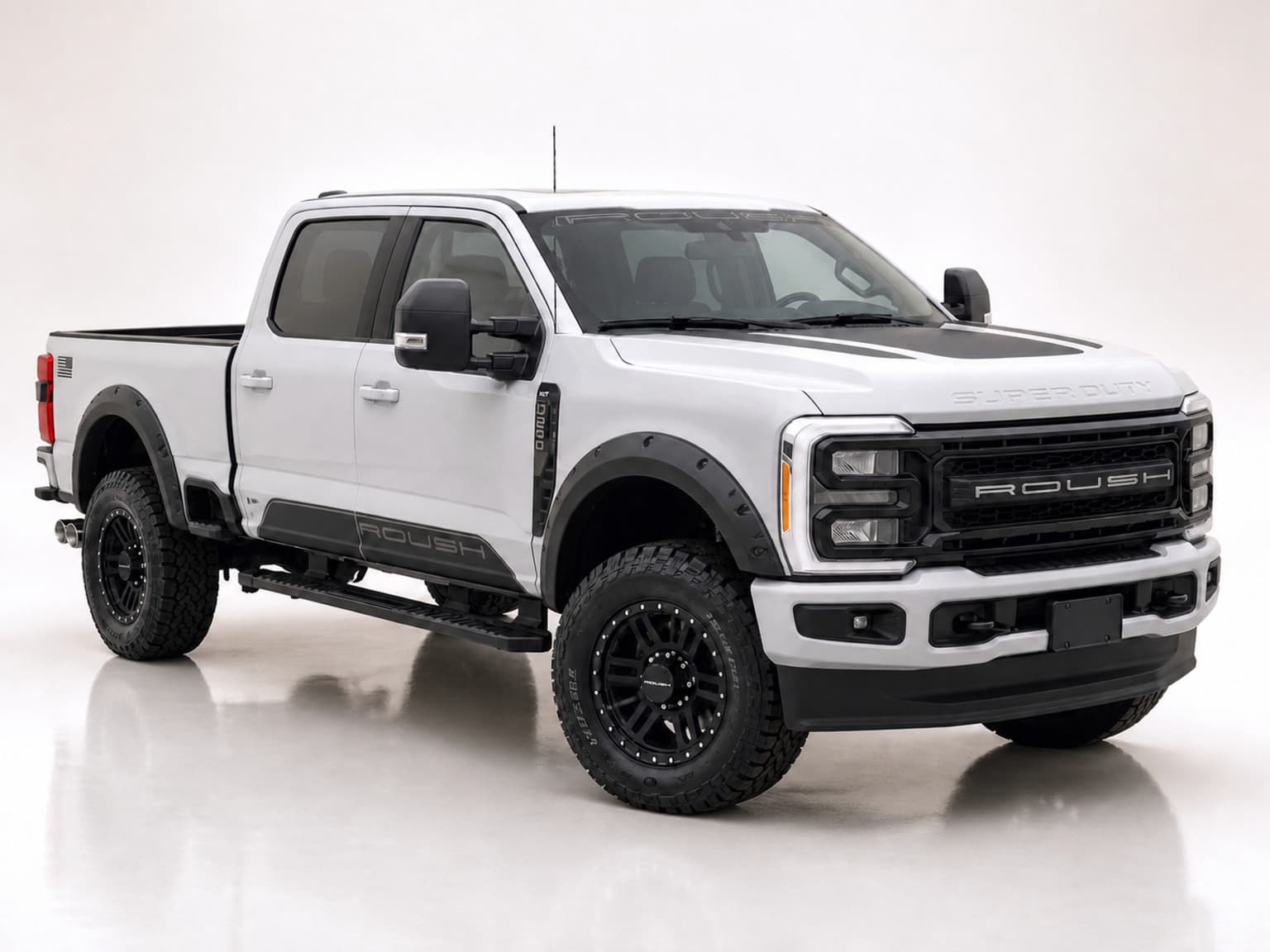 2026 Ford Super Duty F-250 SRW ROUSH XLT, photo 1 of 6