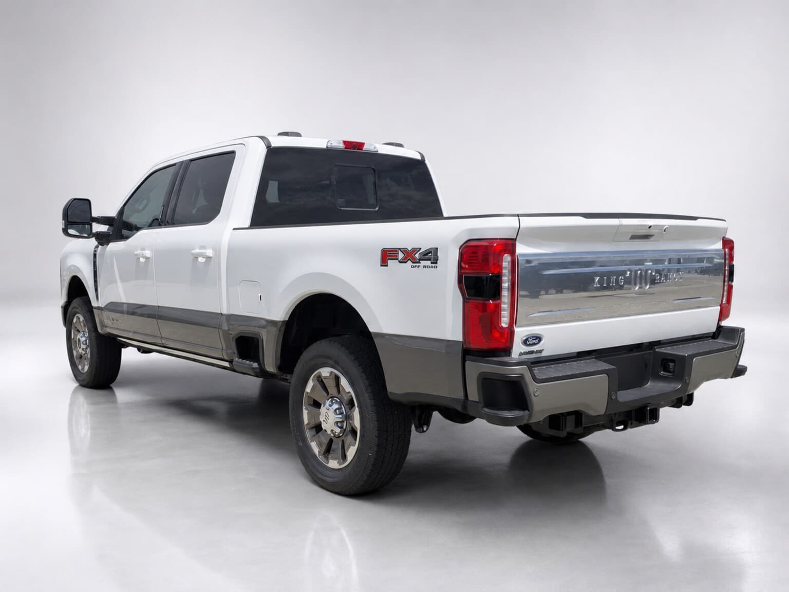 2026 Ford Super Duty F-250 King Ranch thumbnail 3