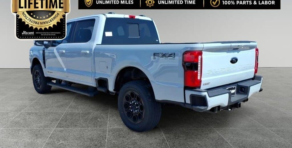 2026 Ford Super Duty F-250 XLT thumbnail 3