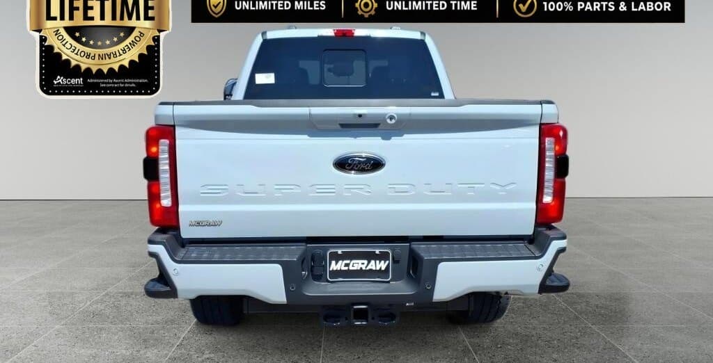 2026 Ford Super Duty F-250 XLT thumbnail 4