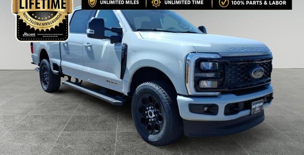 2026 Ford Super Duty F-250 XLT thumbnail 7