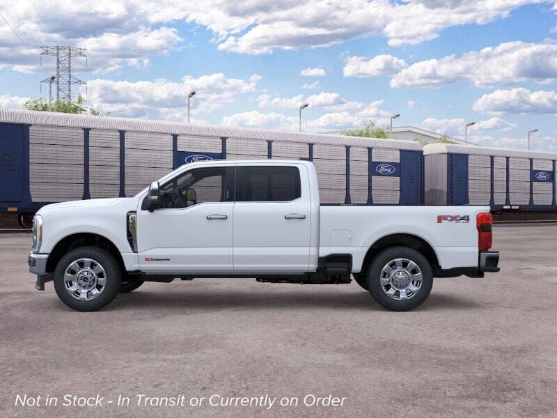 2026 Ford Super Duty F-350 King Ranch thumbnail 3