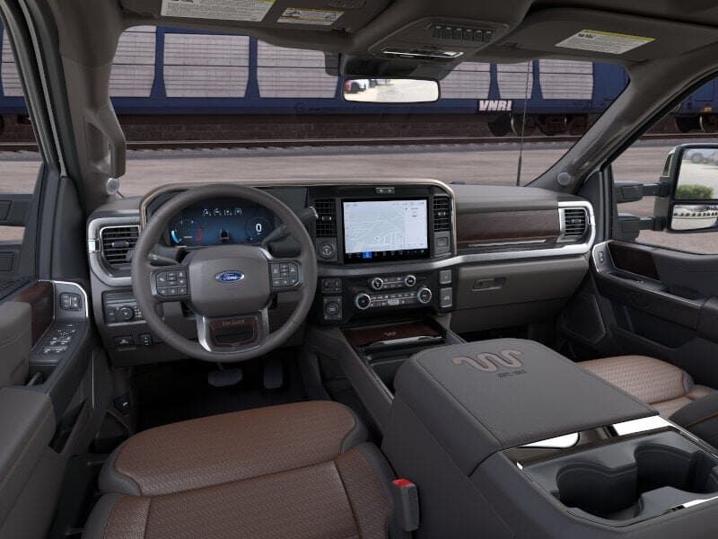 2026 Ford Super Duty F-350 King Ranch thumbnail 9