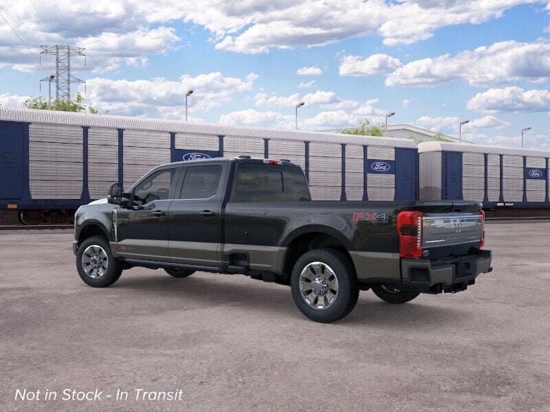 2026 Ford Super Duty F-350 King Ranch thumbnail 4