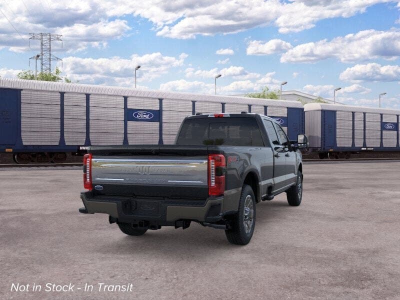 2026 Ford Super Duty F-350 King Ranch thumbnail 8
