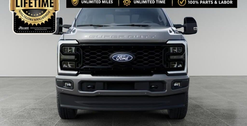 2027 Ford Super Duty F-350 Lariat thumbnail 3