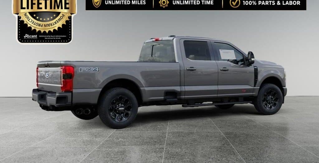 2027 Ford Super Duty F-350 Lariat thumbnail 6