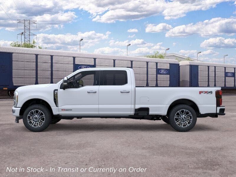 2026 Ford Super Duty F-350 Platinum thumbnail 3