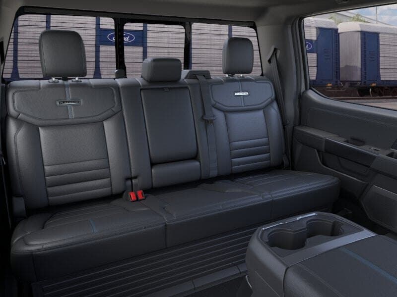 2026 Ford Super Duty F-350 Platinum thumbnail 11