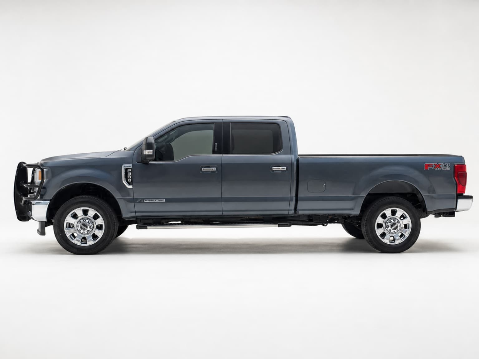 2020 Ford F-350 LARIAT thumbnail 4