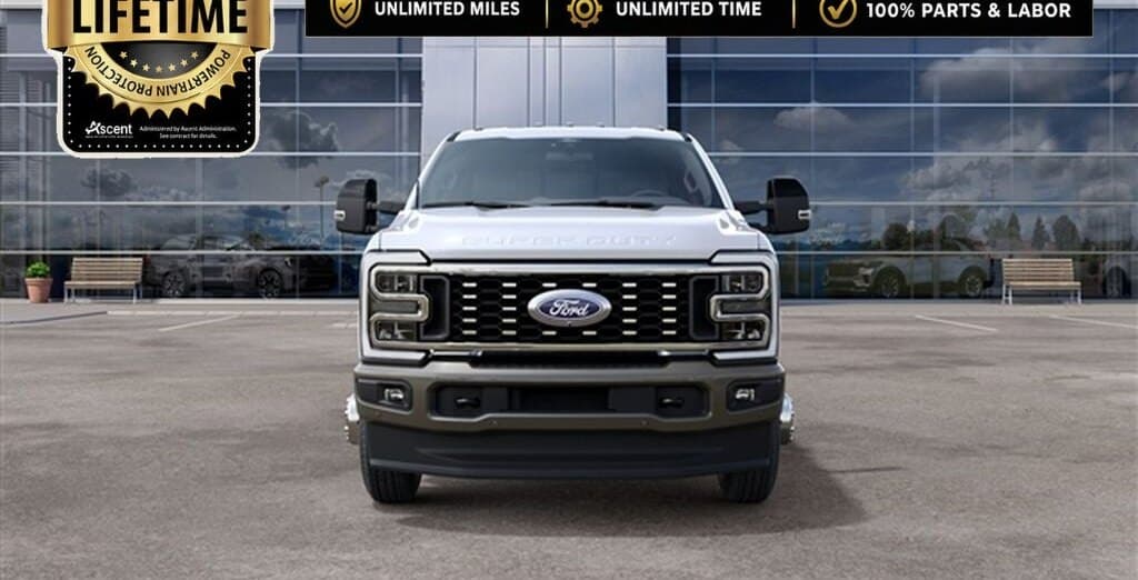 2027 Ford Super Duty F-350 King Ranch thumbnail 3