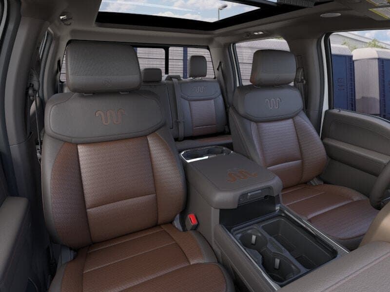 2026 Ford Super Duty F-350 King Ranch thumbnail 10