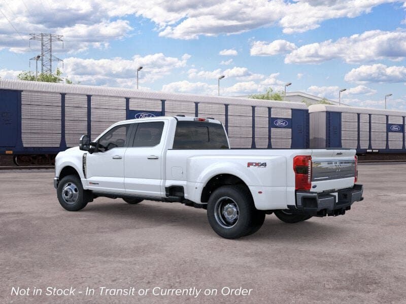 2026 Ford Super Duty F-350 King Ranch thumbnail 4