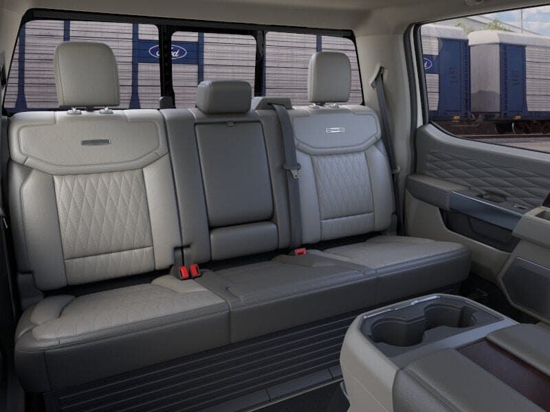 2026 Ford Super Duty F-350 Platinum thumbnail 11