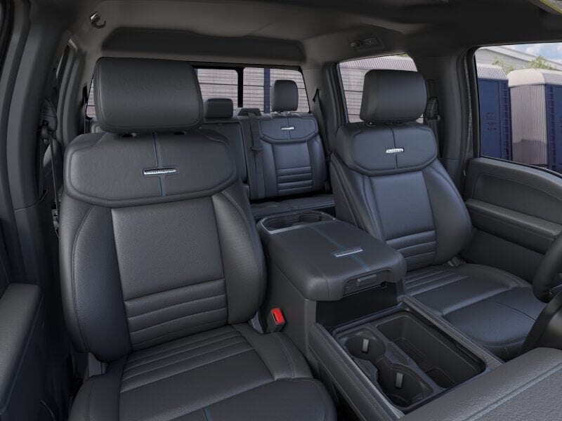 2026 Ford Super Duty F-350 Platinum thumbnail 10