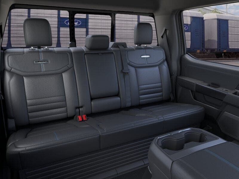 2026 Ford Super Duty F-350 Platinum thumbnail 11