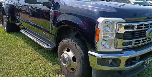 2023 Ford F-350 XLT thumbnail 7