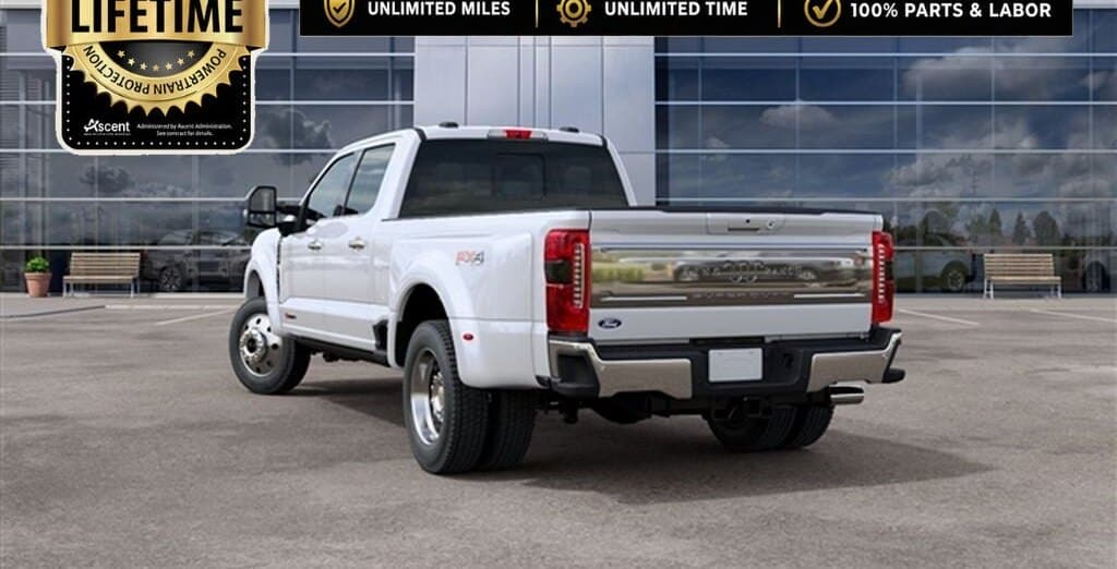 2027 Ford F-450 King Ranch thumbnail 8