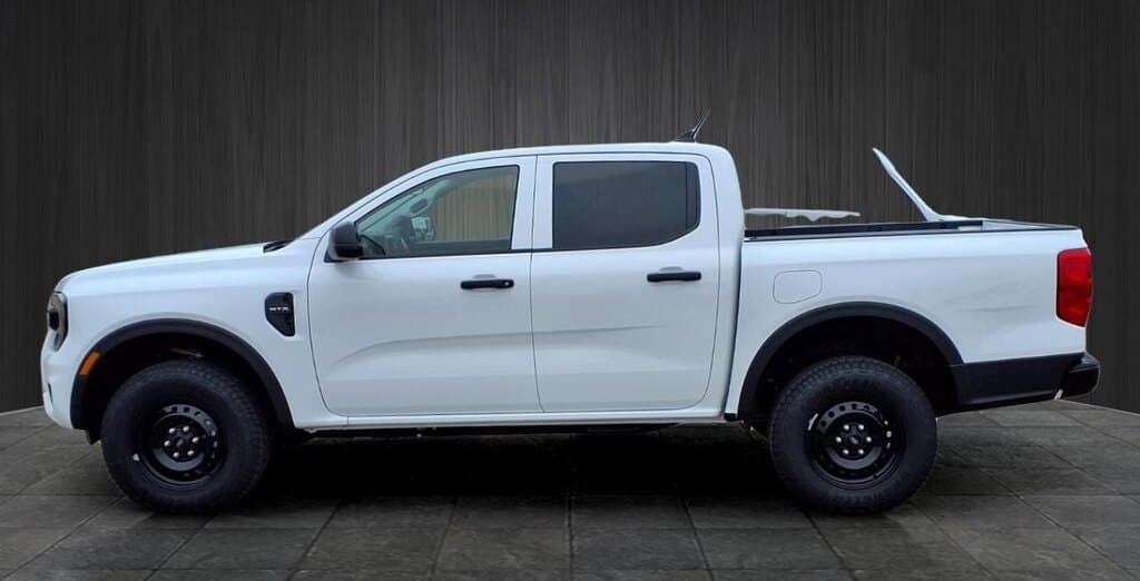 2026 Ford Ranger XL thumbnail 8
