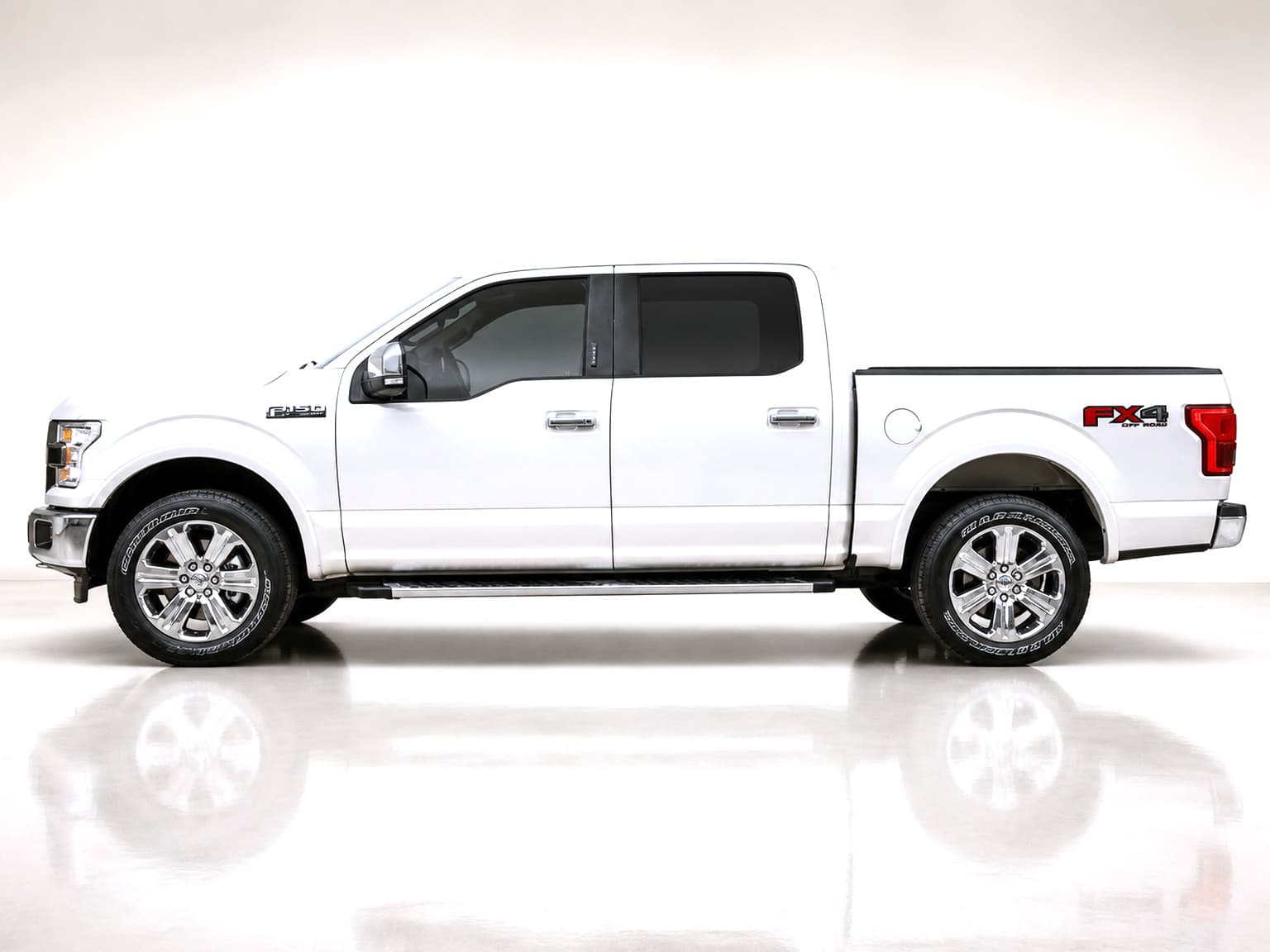 2018 Ford F-150 LARIAT thumbnail 4