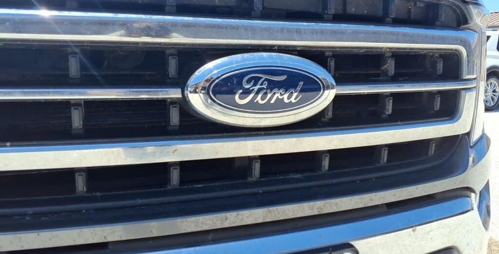 2021 Ford F-150 LARIAT thumbnail 9