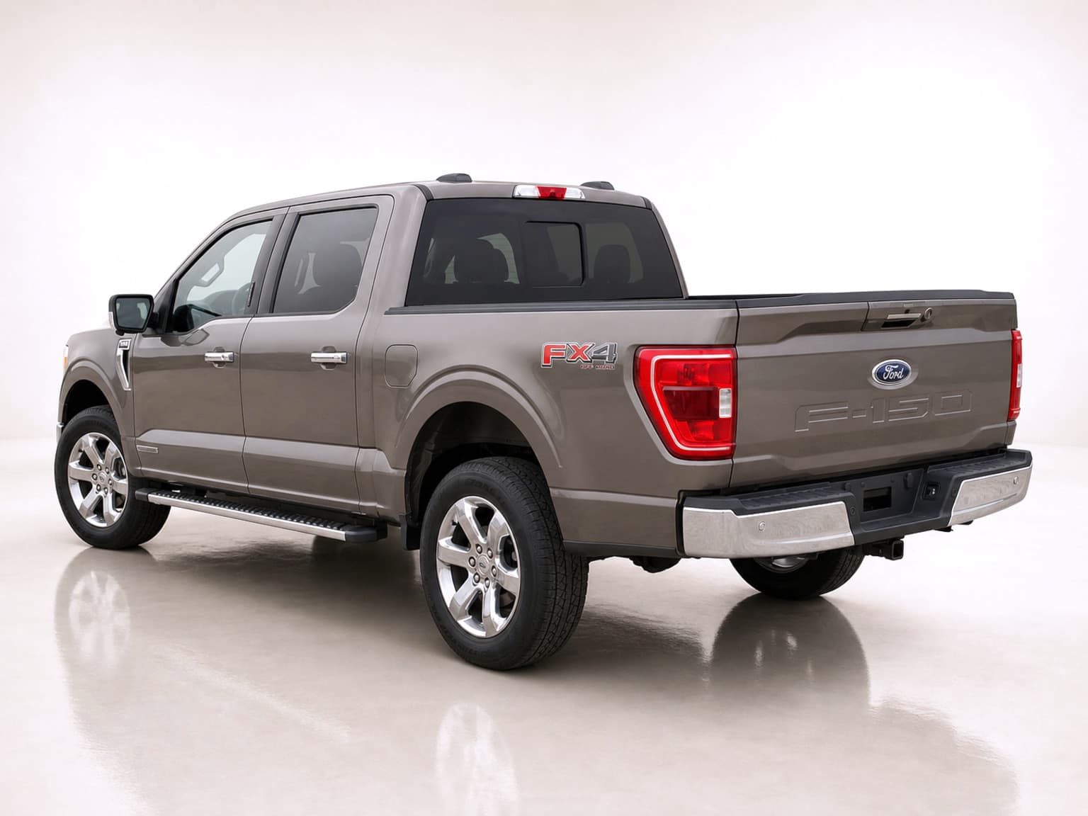2022 Ford F-150 XLT thumbnail 3