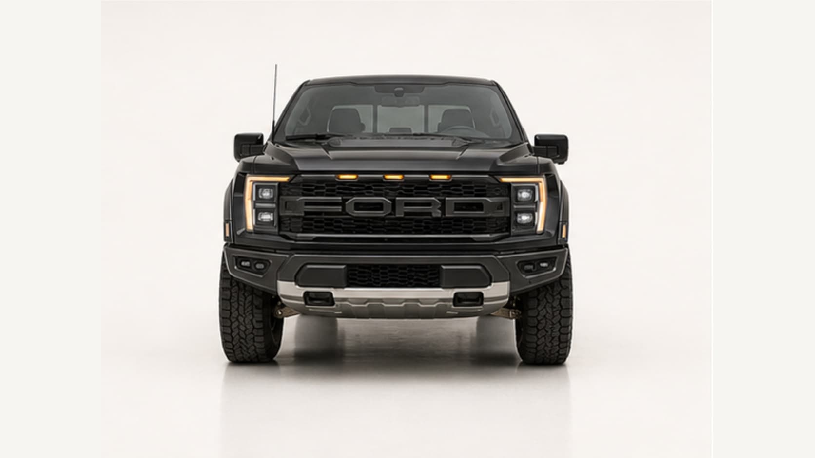 2026 Ford F-150 Raptor 4x4 SuperCrew thumbnail 4