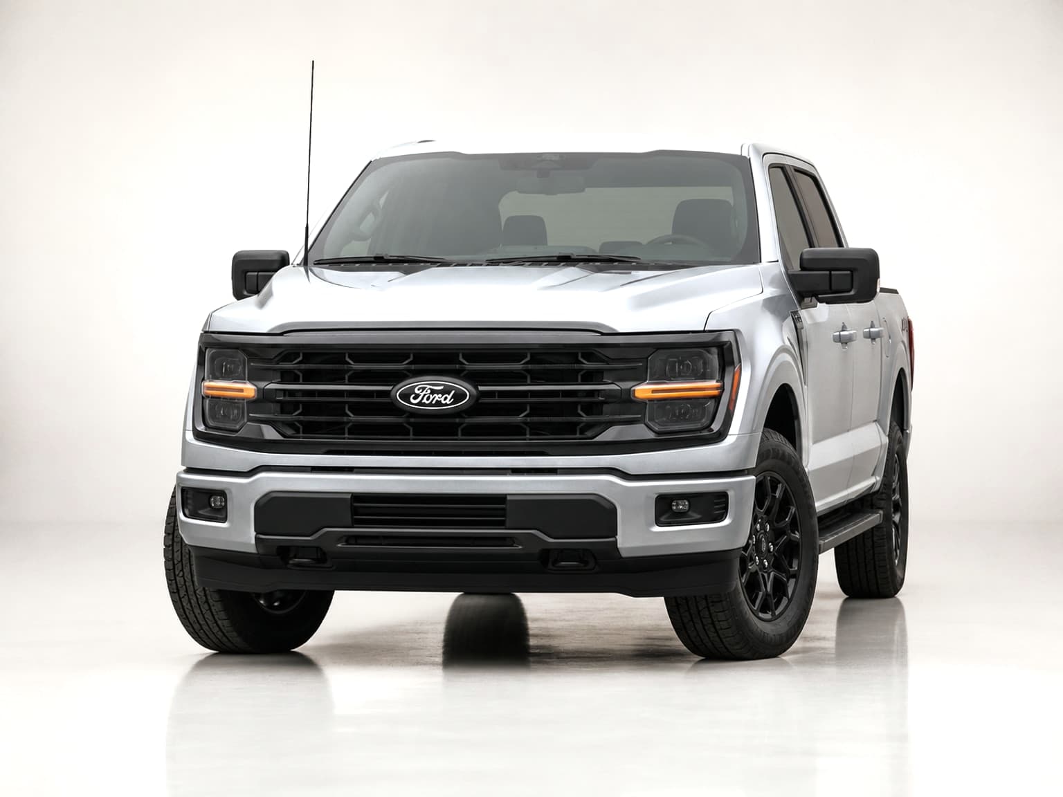 2026 Ford F-150 XLT thumbnail 4