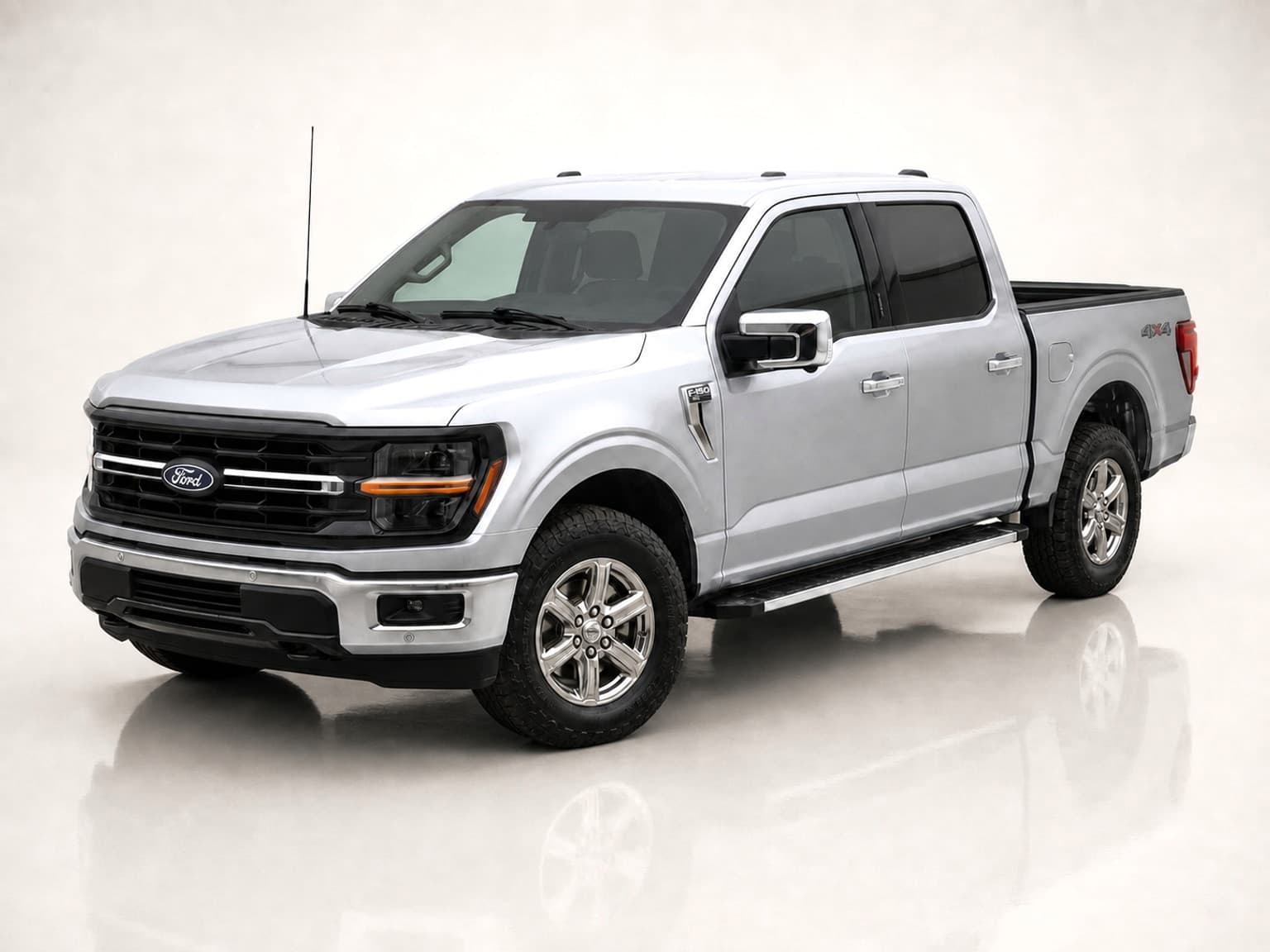 2024 Ford F-150 XLT, photo 1 of 6