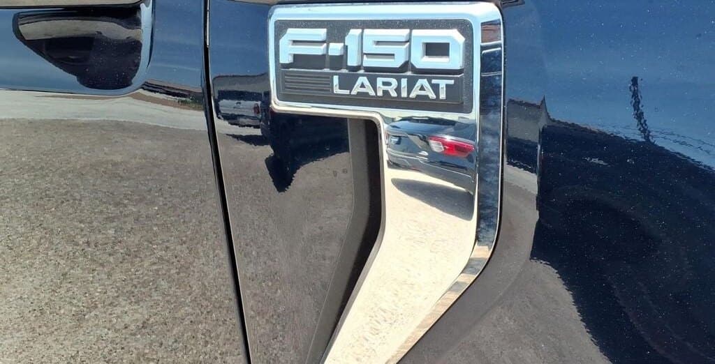 2024 Ford F-150 LARIAT thumbnail 3