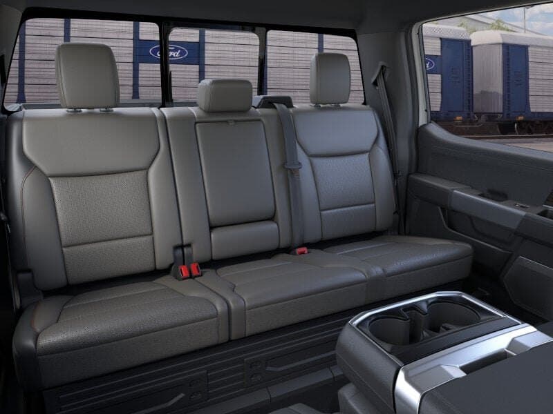 2026 Ford F-150 Lariat thumbnail 11