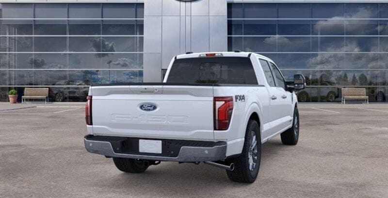2026 Ford F-150 LARIAT thumbnail 8