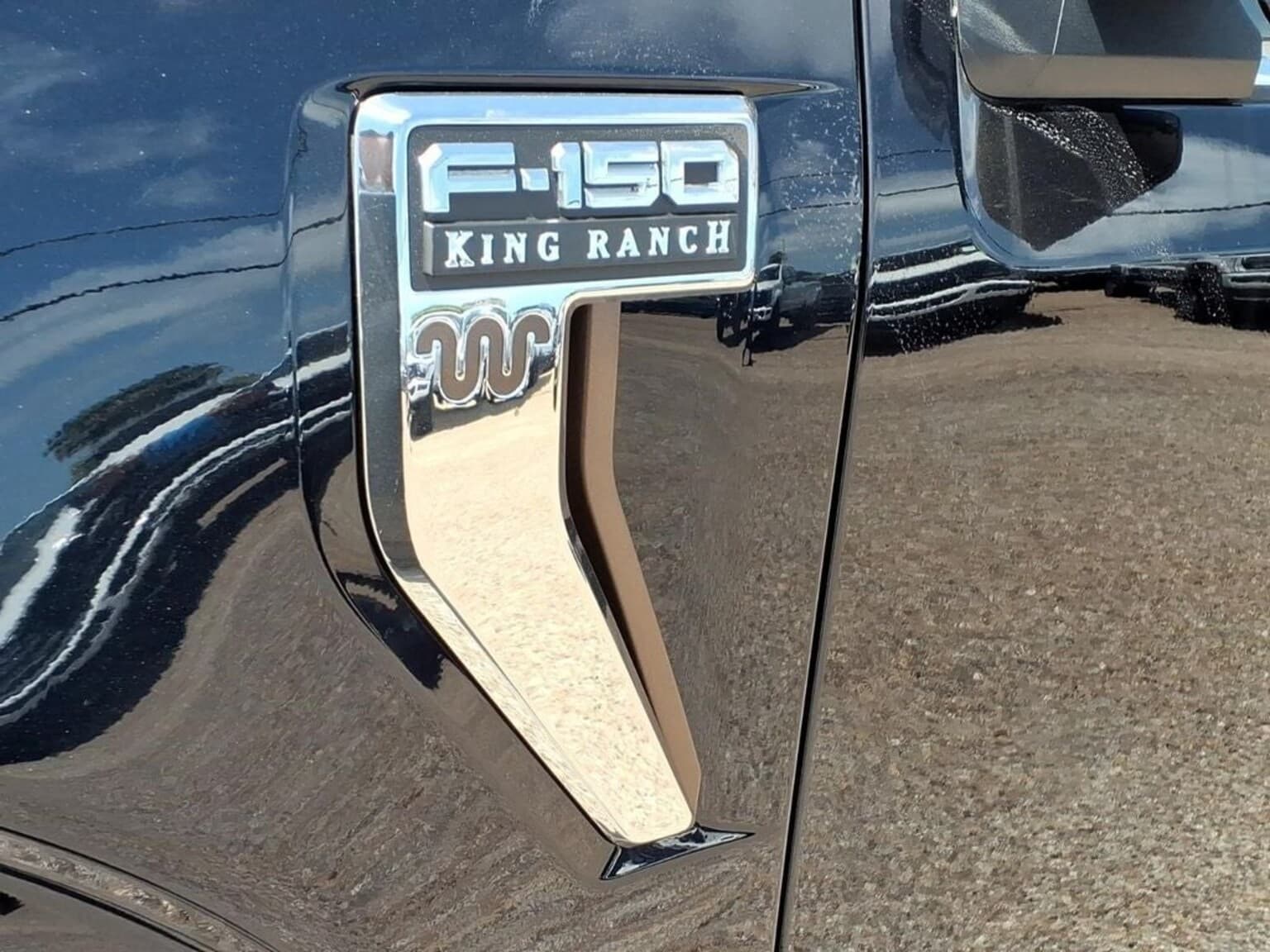2026 Ford F-150 King Ranch thumbnail 7