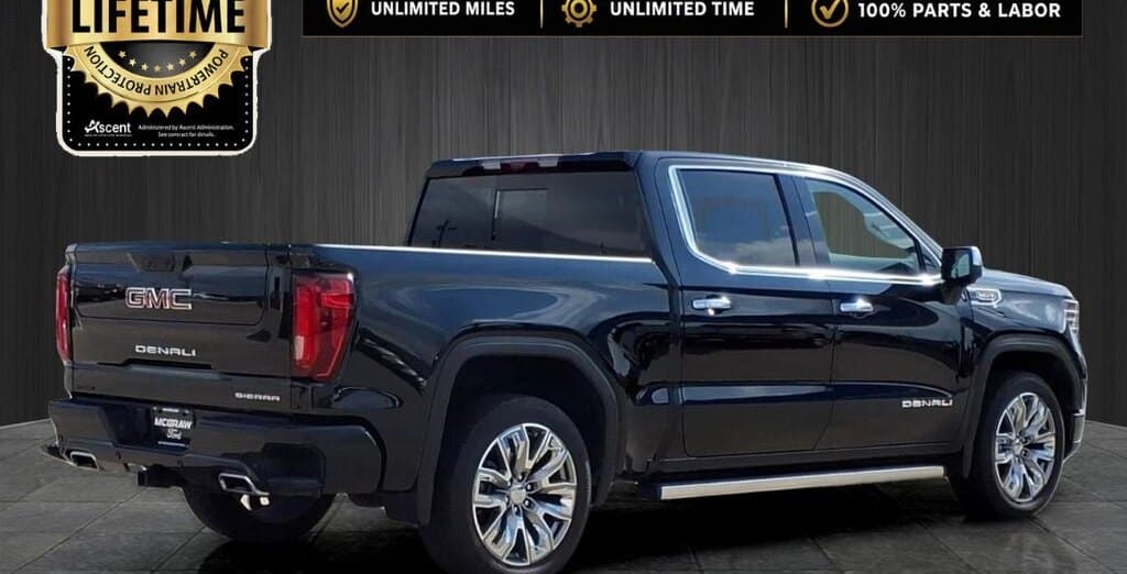 2025 GMC Sierra Denali thumbnail 3
