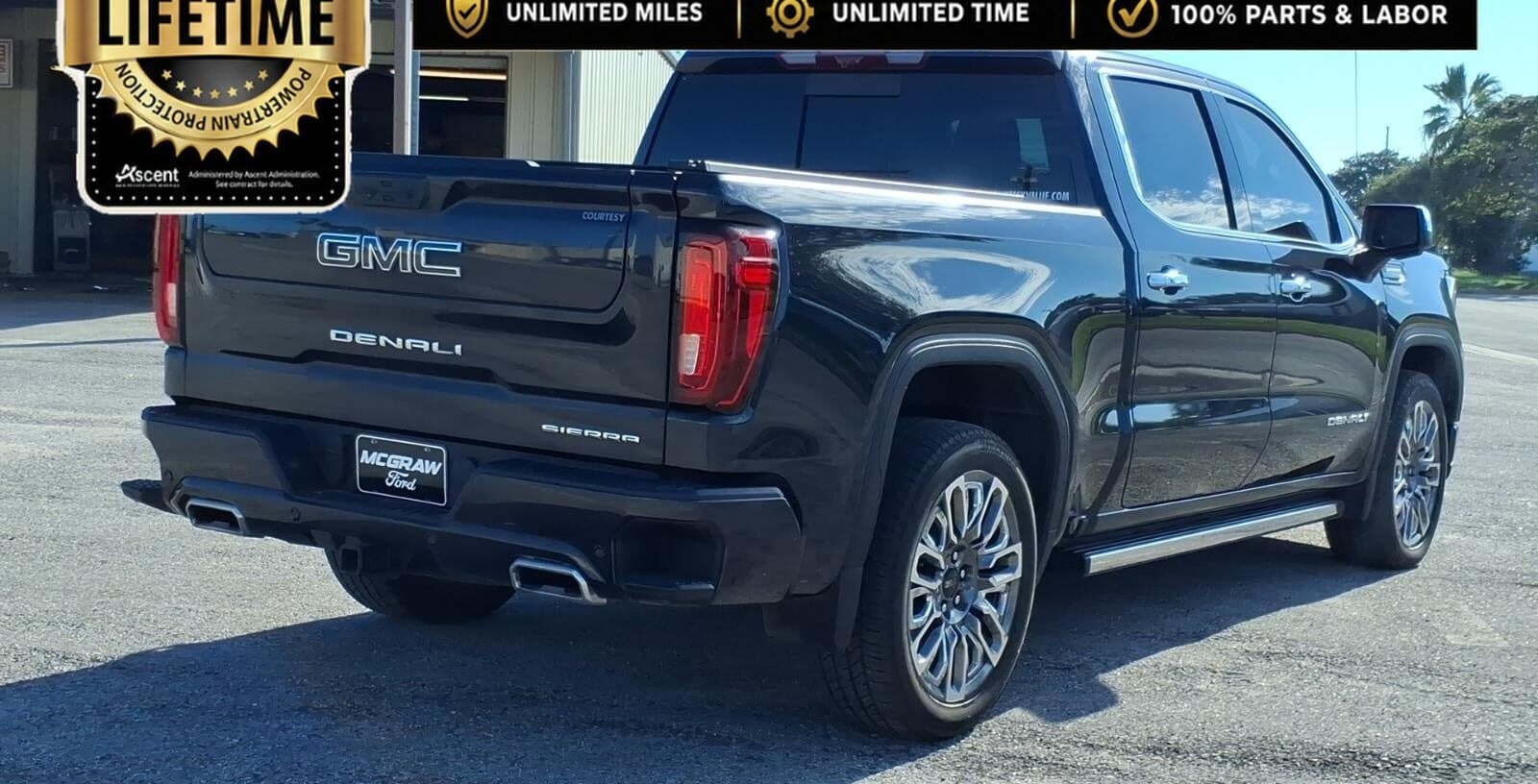 2025 GMC Sierra Denali Ultimate thumbnail 5