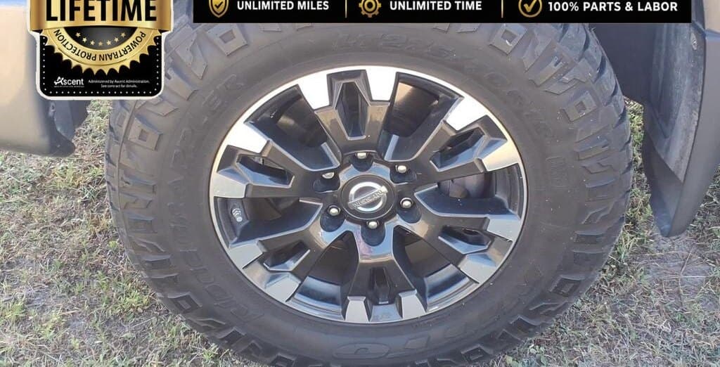 2019 Nissan Titan PRO-4X thumbnail 11