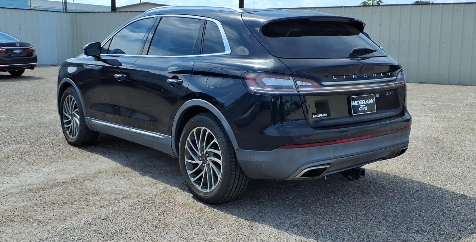 2020 Lincoln Nautilus Reserve thumbnail 5