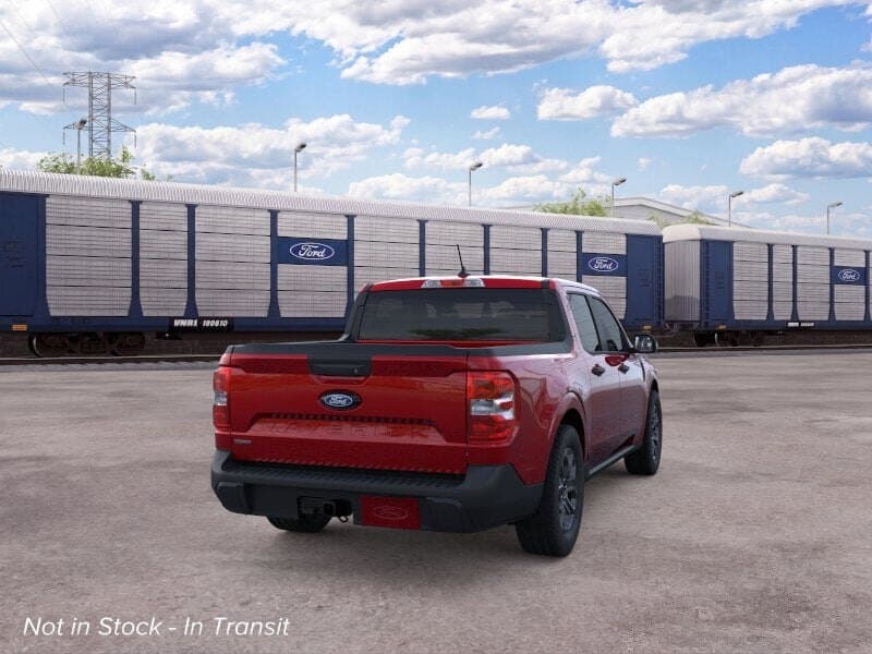 2026 Ford Maverick XLT thumbnail 8