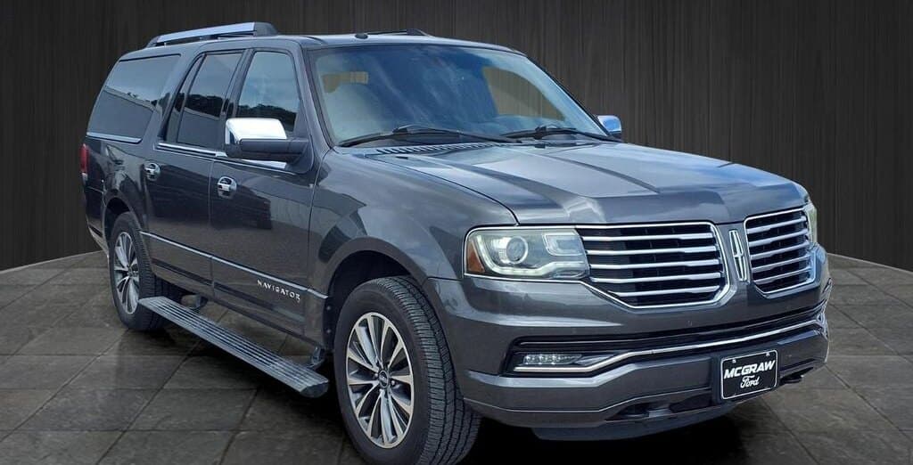 2015 Lincoln Navigator L Base thumbnail 3