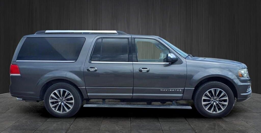 2015 Lincoln Navigator L Base thumbnail 4